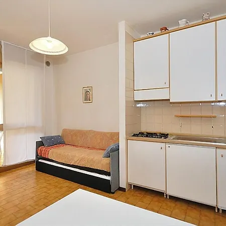 Condominio Reji Μπιμπιόνε